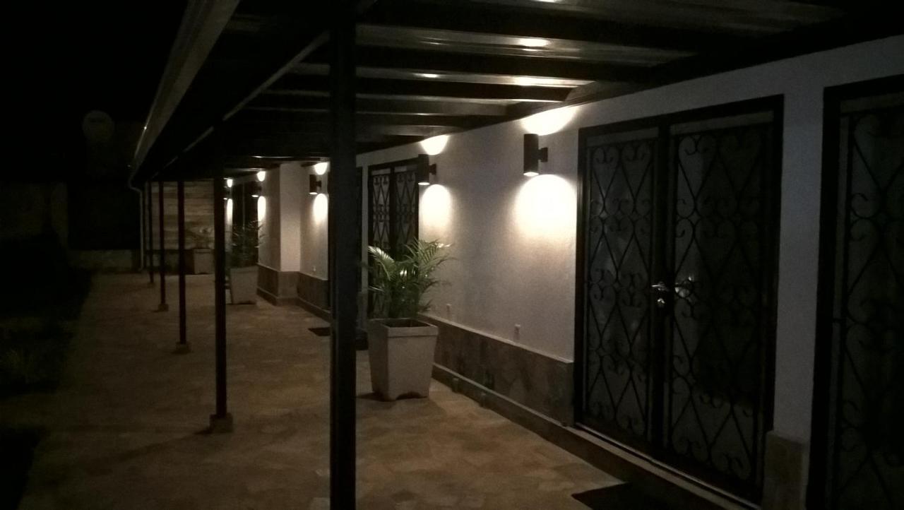 Urban Lodge Bużumbura Zewnętrze zdjęcie