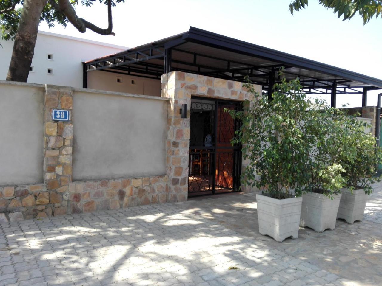 Urban Lodge Bużumbura Zewnętrze zdjęcie
