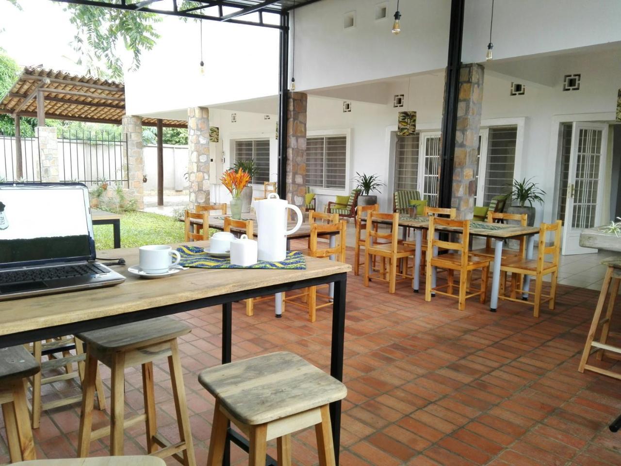 Urban Lodge Bużumbura Zewnętrze zdjęcie